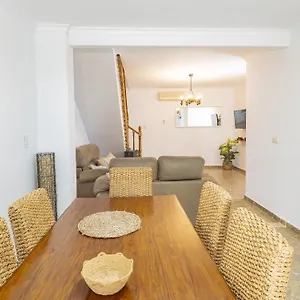 https://cubos-casa-camino-del-cantinero.es-andalucia.com
